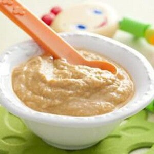 Poached Chicken with Carrots and Beans