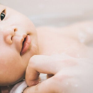 how_to_bathe_newborn how_to_bathe_newborn